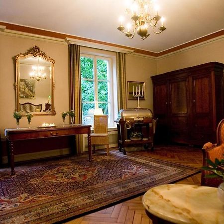 Hotel Restaurant Villa Fayence Wallerfangen 部屋 写真